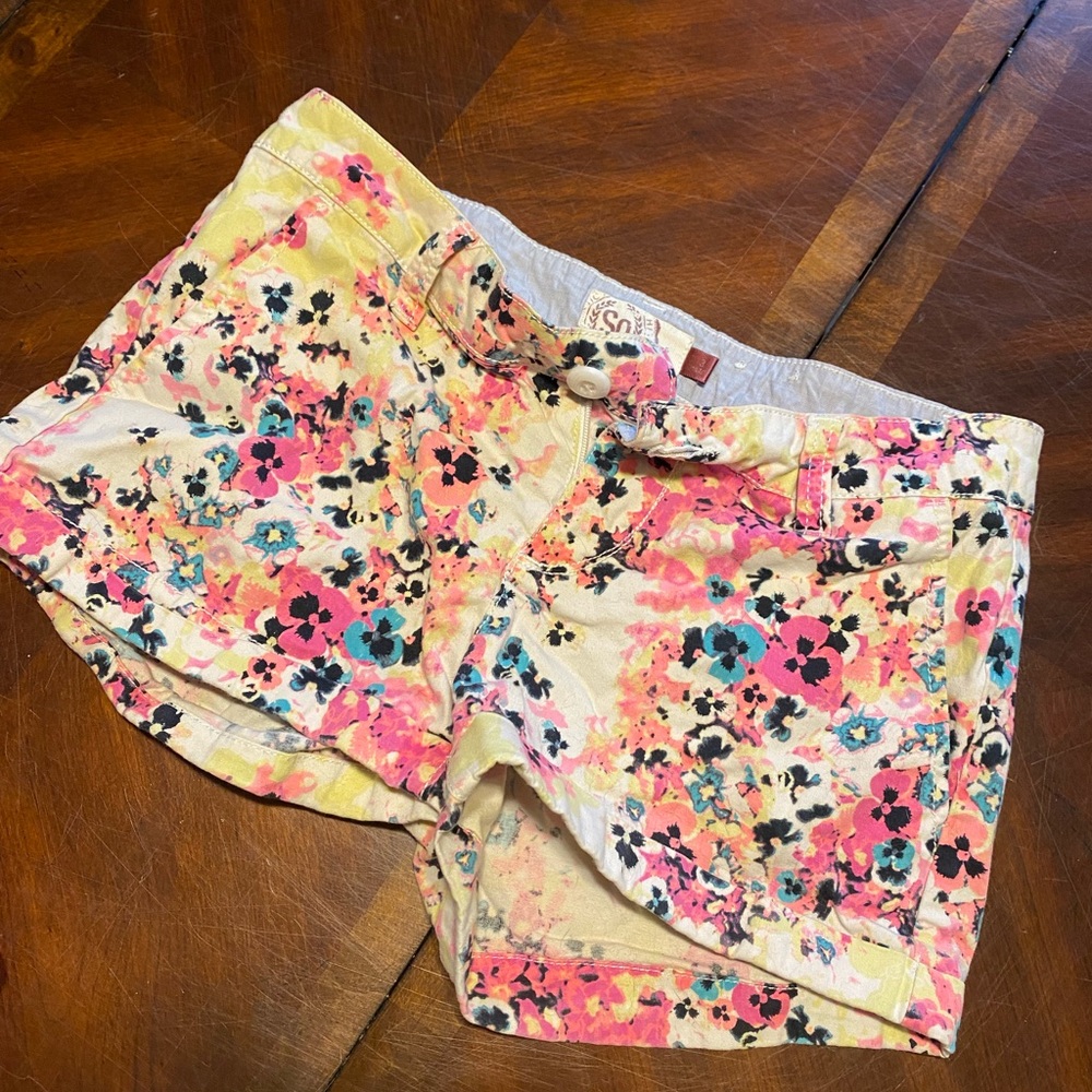SO Pink and Yellow Jean Shorts Vibrant Floral Design